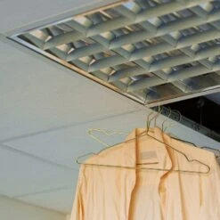 HAY Hang Hanger, 5 Pcs, Copper 7 HAY Hang Hanger, 5 Pcs, Copper -Hay 16NewHay HV