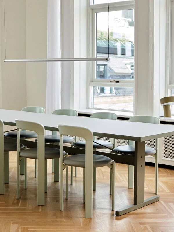 HAY Factor Linear Pendant, Diffused 1500, Aluminium 4 HAY Factor Linear Pendant, Diffused 1500, Aluminium - Image 4