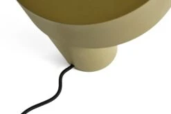 HAY Slant Table Lamp, Khaki 10 HAY Slant Table Lamp, Khaki -Hay 9367213009000 Slant khaki green detail 01