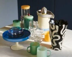 HAY Jessica Hans Shadow Vase, Black - White -Hay Borosilicate Mug Sowden Juicer Tavern Glass Borosilicate Jar Display Food Stand 2 in 1 Serving Set Jessica Hans Shadow Vase