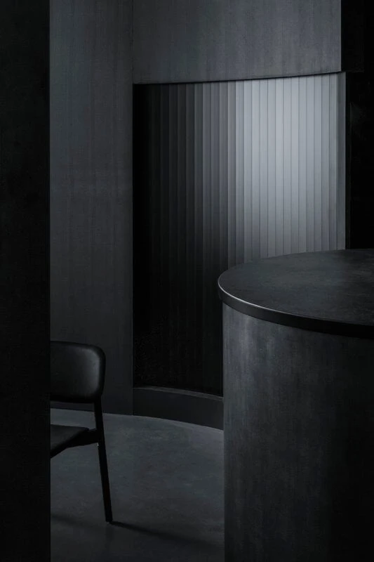 HAY Soft Edge 60 Chair, Soft Black 3 HAY Soft Edge 60 Chair, Soft Black - Image 3