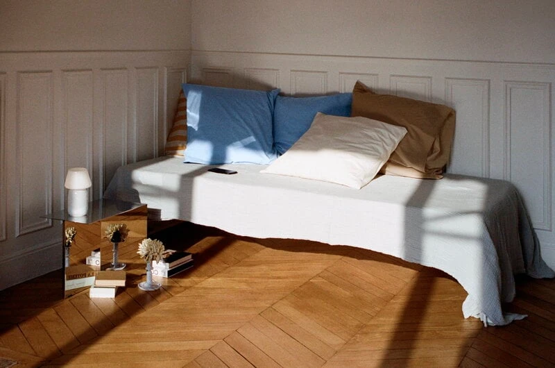 HAY Duo Pillowcase, Sky Blue 4 HAY Duo Pillowcase, Sky Blue - Image 4