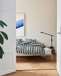 HAY Été Pillowcase, Dark Green -Hay Ete dark green Fifty Fifty Table Lamp black Slit Table Round mirror