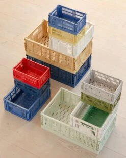 HAY Colour Crate, M, Recycled Plastic, Electric Blue 11 HAY Colour Crate, M, Recycled Plastic, Electric Blue -Hay HAY Colour Crate family 01 1