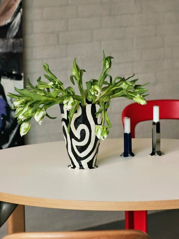 HAY Jessica Hans Shadow Vase, Black - White - Image 5