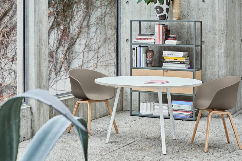 HAY About A Chair AAC22, Lacquered Oak - Khaki 3 HAY About A Chair AAC22, Lacquered Oak - Khaki - Image 3