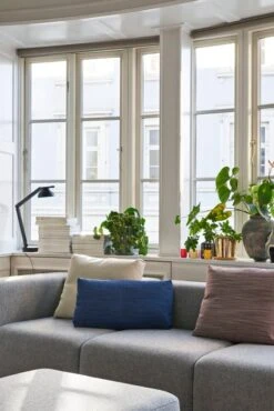 HAY Mags Sofa, Comb.4 High Arm Right, Hallingdal 130 7 HAY Mags Sofa, Comb.4 High Arm Right, Hallingdal 130 -Hay Mags Sofa hallingdal 130 Mags Cushion PC double arm w. table base soft black