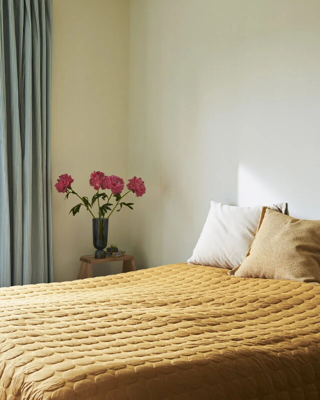 HAY Mega Dot Bed Cover, Mustard 3 HAY Mega Dot Bed Cover, Mustard - Image 3