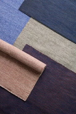 HAY Moiré Kelim Rug, Dusk 5 HAY Moiré Kelim Rug, Dusk -Hay Moir Kelim 140x200 blue cinnamon dusk olive plum 1