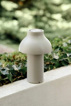 HAY PC Portable Table Lamp, Cool Grey 7 HAY PC Portable Table Lamp, Cool Grey -Hay PC Portable cool greyrole