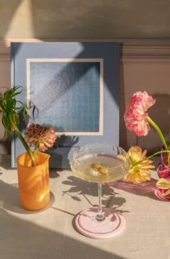 HAY Glass Jug, S, Jade Light Yellow 10 HAY Glass Jug, S, Jade Light Yellow -Hay Ruoka1 huhtikuu23