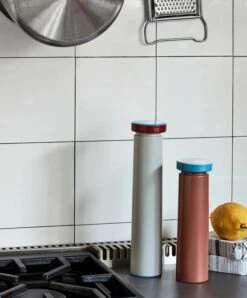 HAY Salt & Pepper Mill, M, Terracotta 9 HAY Salt & Pepper Mill, M, Terracotta -Hay Salt and Pepper L light grey Salt and Pepper M terracotta 1