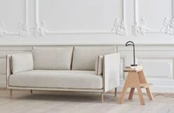 HAY Silhouette Sofa 2-seater, Coda 100/Sense Cognac - Oiled Oak 8 HAY Silhouette Sofa 2-seater, Coda 100/Sense Cognac - Oiled Oak -Hay Silhouette Sofa low back Butler Marselis Table Lamp