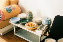 HAY Sobremesa Bean Pot, Blue -Hay Sobremesa Serving Bowl family Sobremesa Jug green Sobremesa Bean Pot blue Sobremesa Napkin family 1