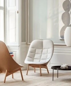 HAY Tulou Coffee Table 75 Cm, Black 9 HAY Tulou Coffee Table 75 Cm, Black -Hay Uchiwa front Mode 009 back Silk SIL0258 matt lacquer oak base Tulou Coffee Table black Nelson Cigar Bubble Pendant