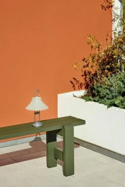 HAY Mousqueton Portable Table Lamp, Oyster White 9 HAY Mousqueton Portable Table Lamp, Oyster White -Hay Weekday bench olive wb lacquered pinewood Mousqueton Lamp oyster whiterole