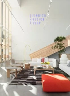 HAY Kofi Table 100 X 100 Cm, Lacquered Oak - Clear Glass 11 HAY Kofi Table 100 X 100 Cm, Lacquered Oak - Clear Glass -Hay showroom maaliskuu22 Fds8